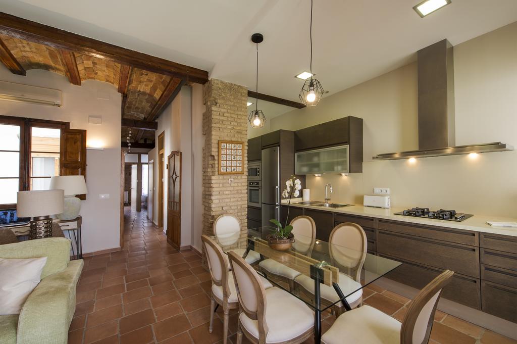 Sueca Apartment With Terrace Ruzafa Mid-Term Valencia Ngoại thất bức ảnh