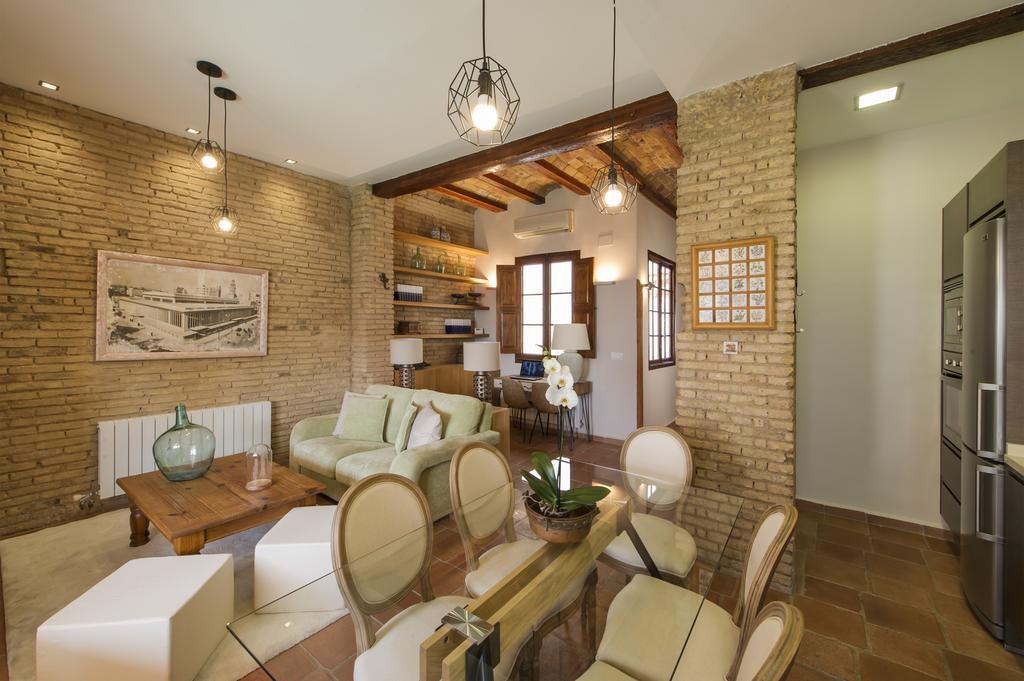 Sueca Apartment With Terrace Ruzafa Mid-Term Valencia Ngoại thất bức ảnh